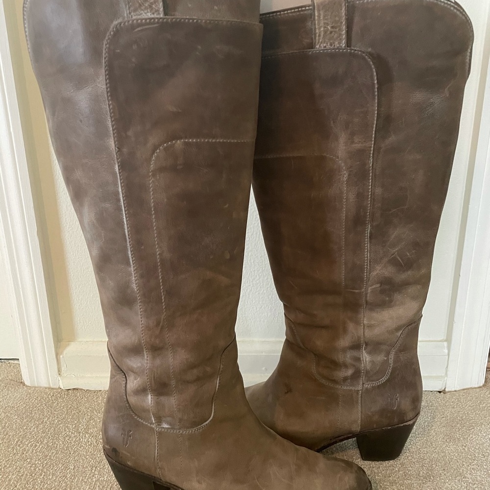 FRYE boots